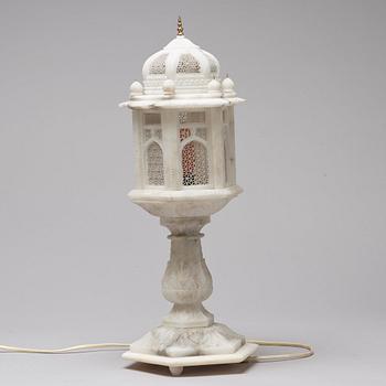 Bordslampa, alabaster, Agra, Indien.