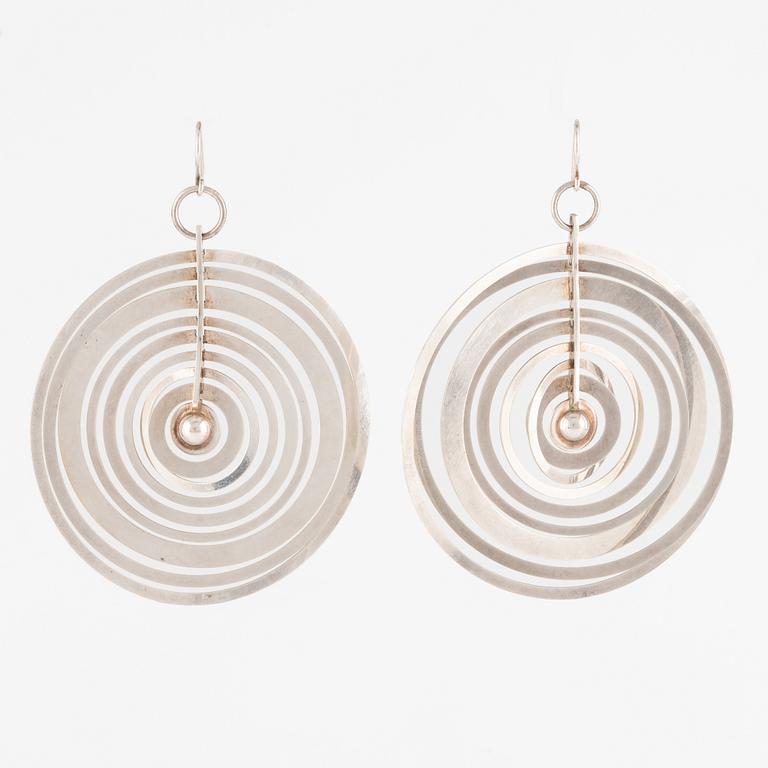 Tapio Wirkkala, a pair of earrings, "Moon", silver.