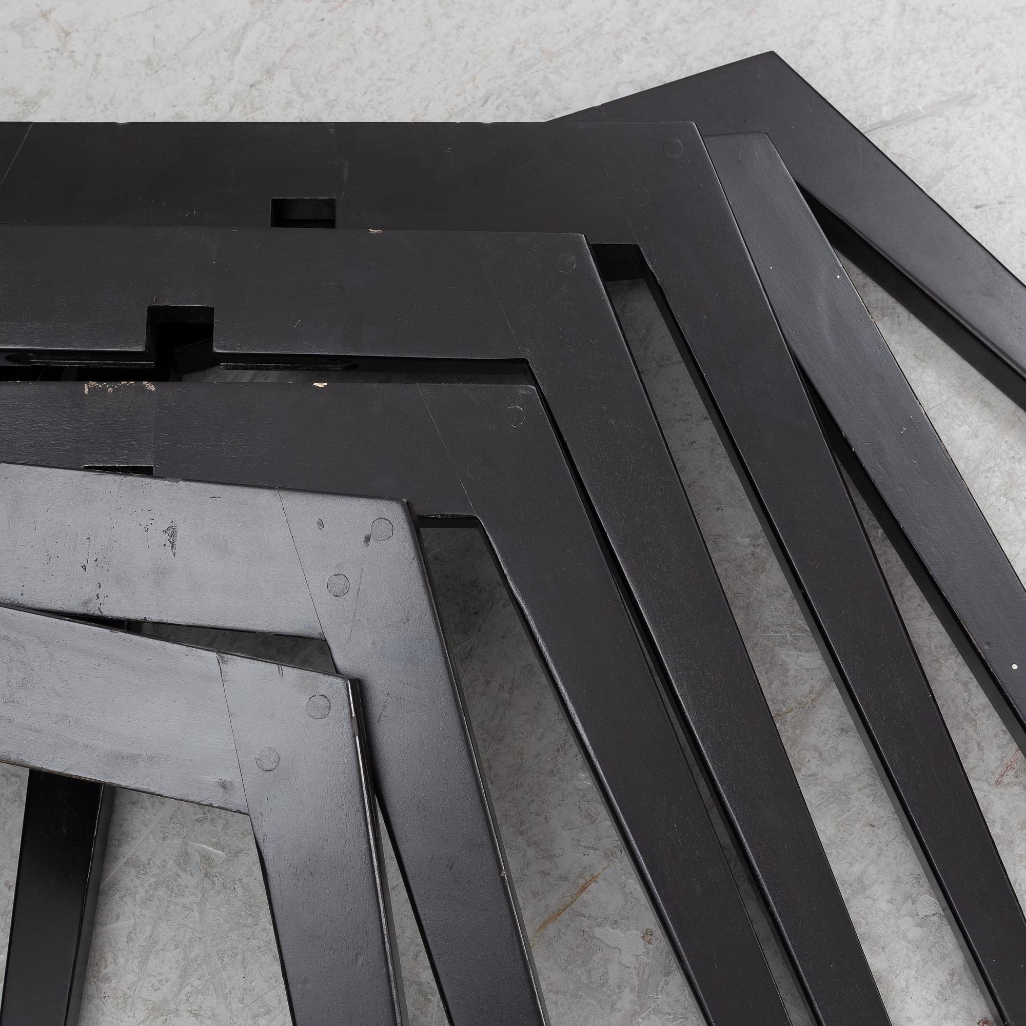 Chairs, 8 pcs, contemporary production.