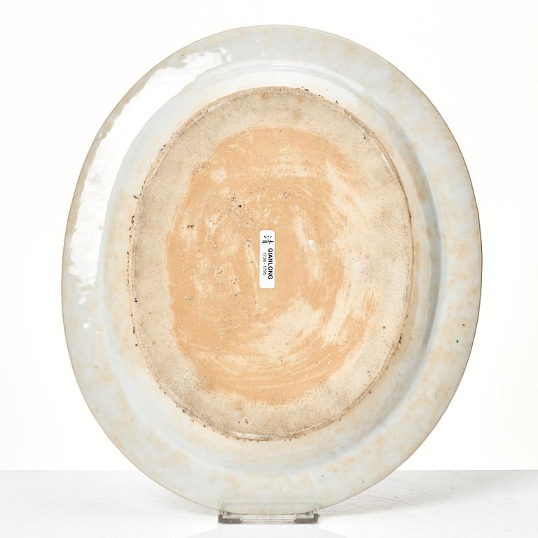 Pastejform med lock och fat, kompaniporslin. Qingdynastin, Jiaqing (1796-1820).