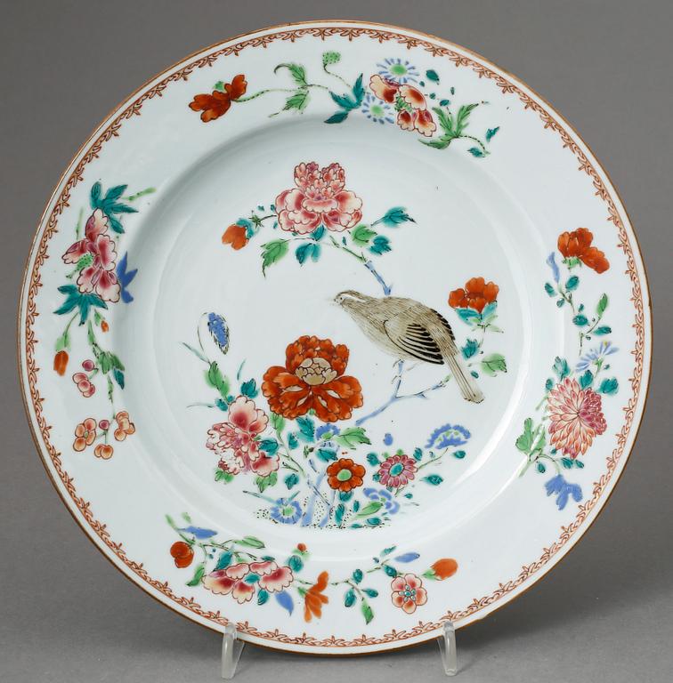 TALLRIKAR, ett par, Qianlong, Kina 1700-tal.