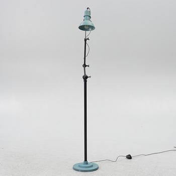 Golvlampa, industrimodell, 1900-tal.