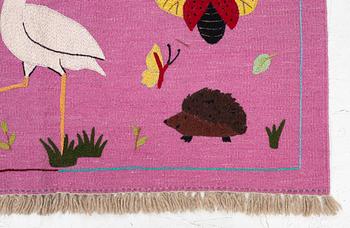 Matta, handbroderad Kelim, ca 184 x 123 cm.