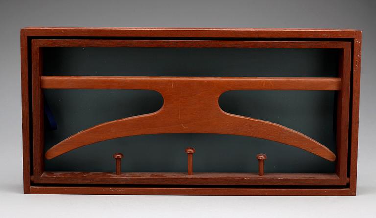 VÄGGHÄNGARE, Adam Hoff & Poul Östergaard för Virum Möbelsnedkeri, Danmark, 1950-60-tal.