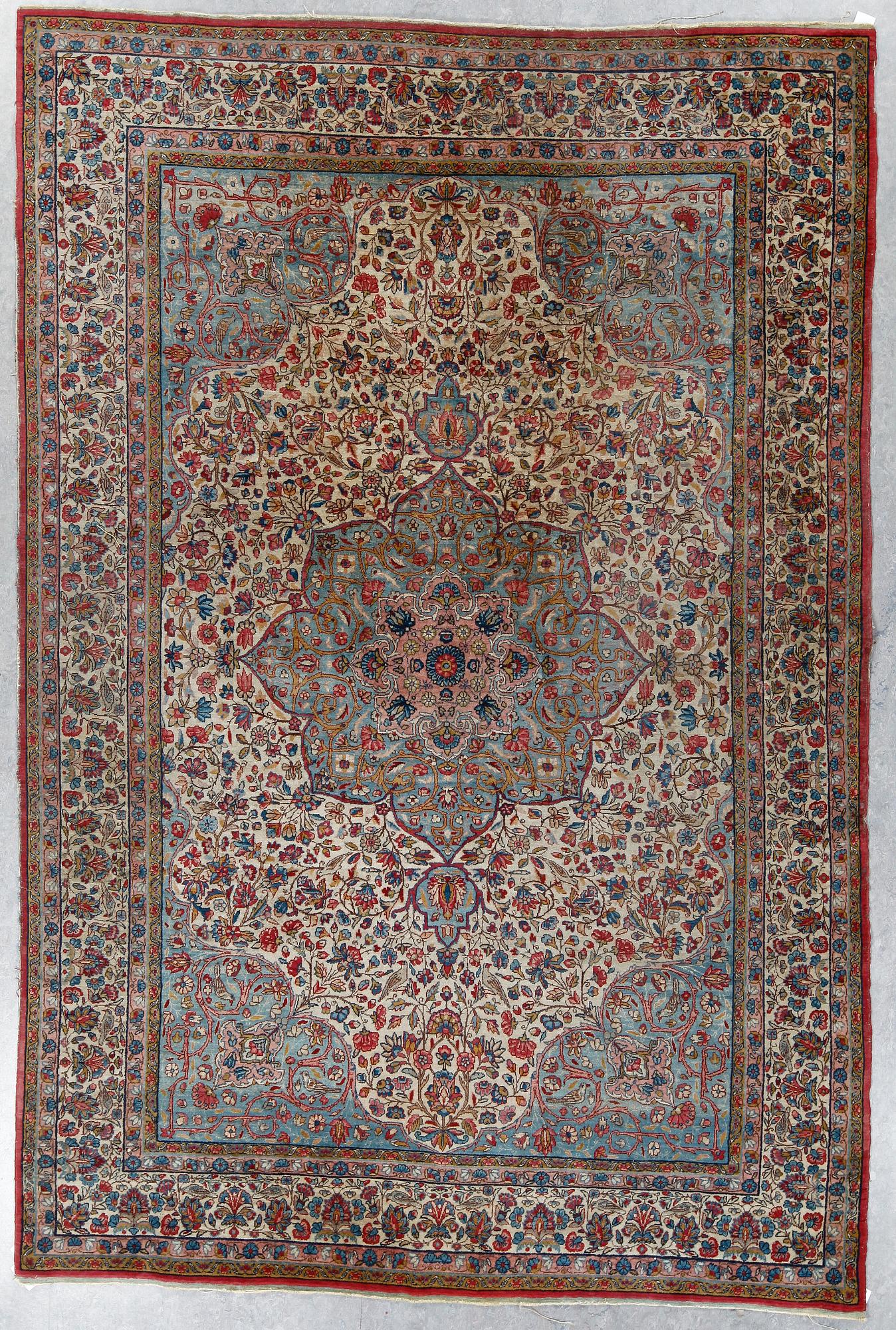 MATTA, semiantik Kriman, ca 295x200 cm.