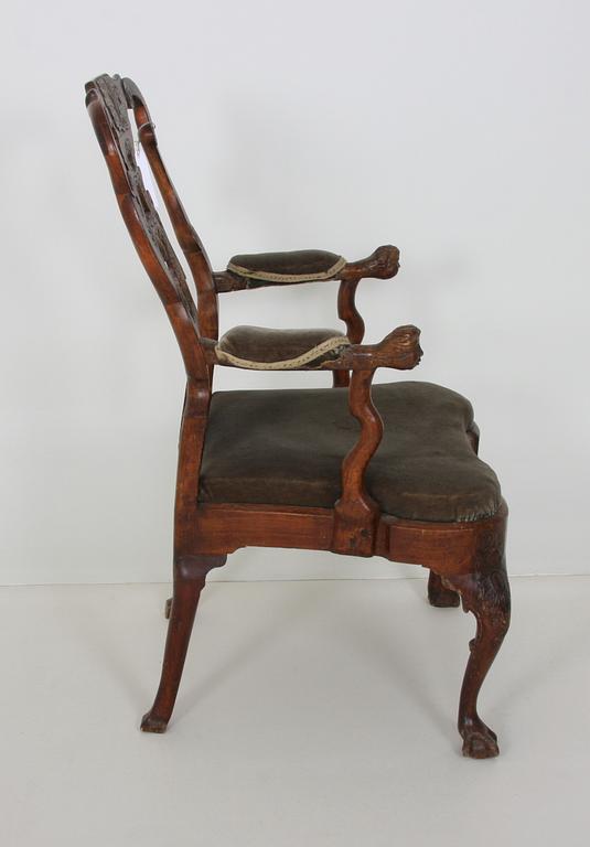 KARMSTOL, Chippendale/chippendalestil.