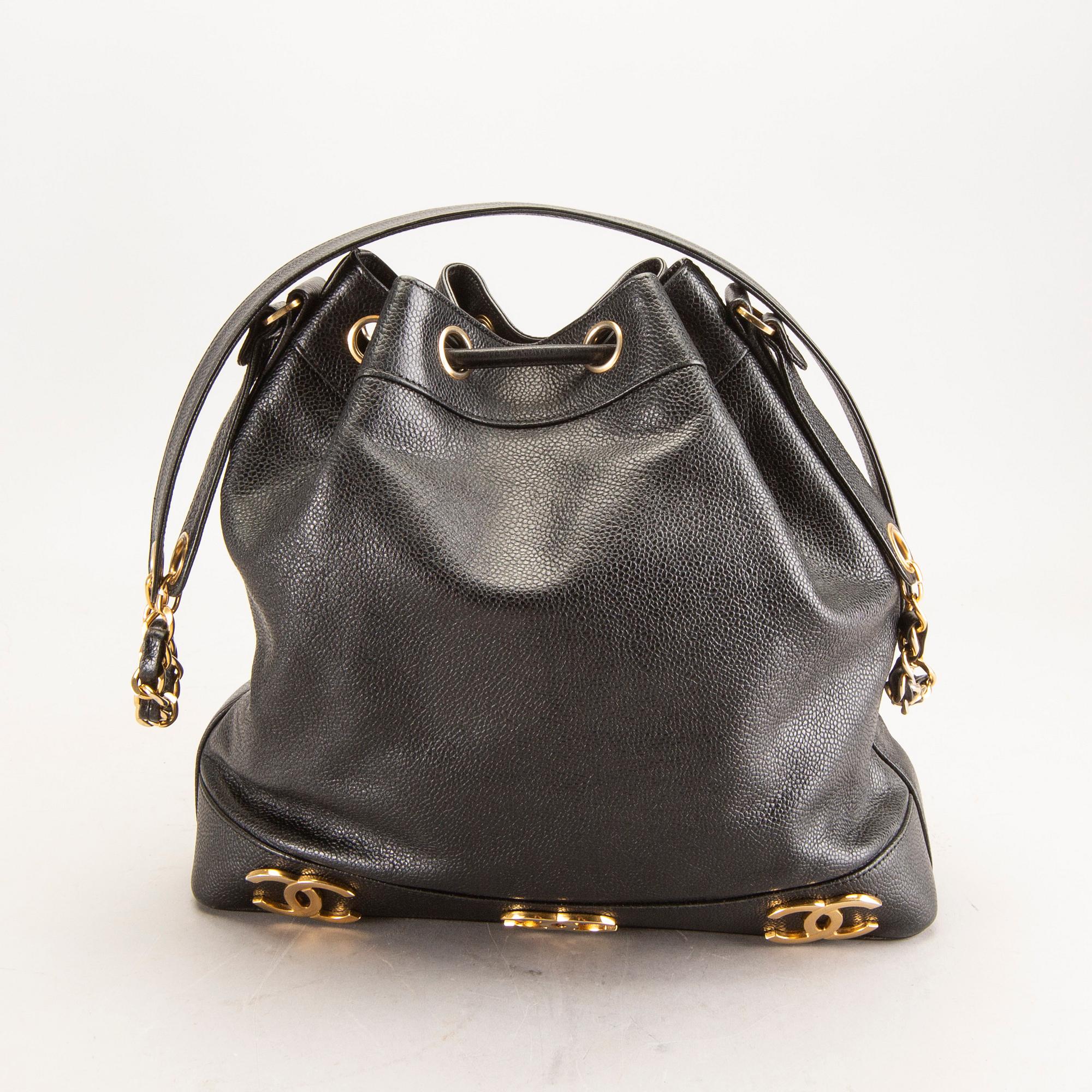 Chanel,.