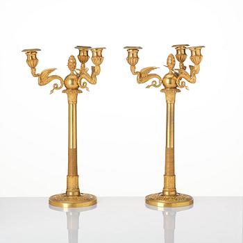 Kandelabrar, ett par, för tre ljus, 1800-tal, Empirestil.