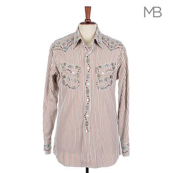 222. PAUL SMITH, men´s cotton shirt with embellishment.