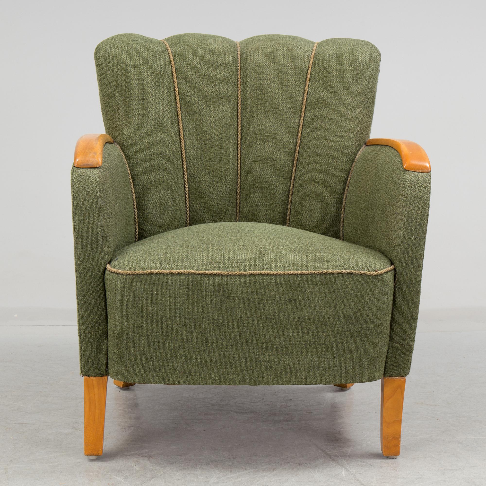 A 1930-/40s armchair.