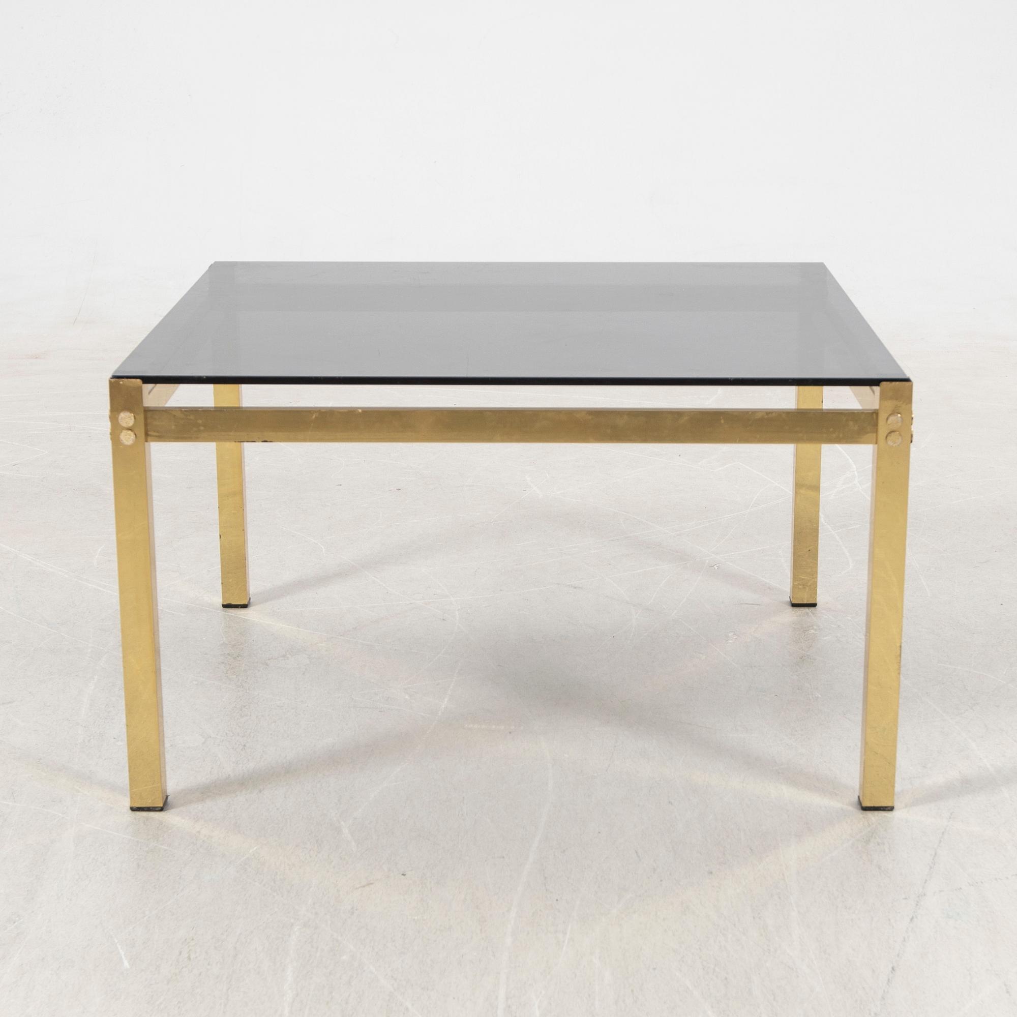 Soffbord, 1900-talets slut/tidigt 2000-tal.