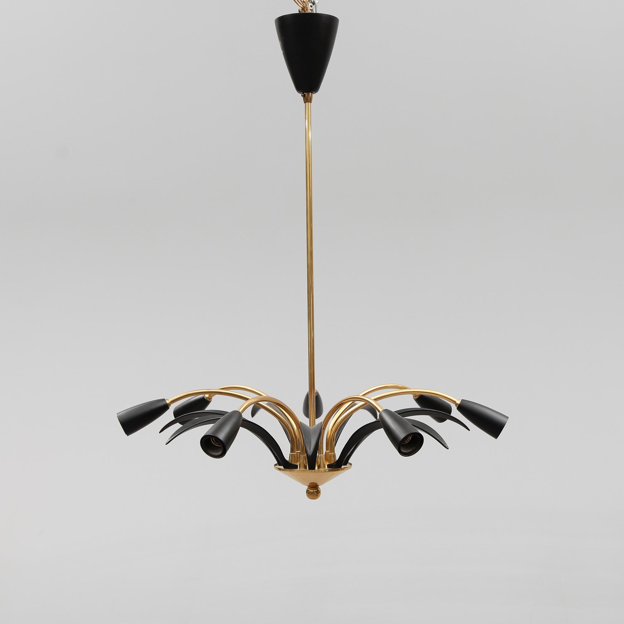 TAKLAMPA, 1900-talets mitt, höjd 69 cm.