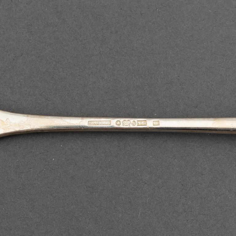 A WA Bolin silver honey-spade, marked in Stockholm 2007.