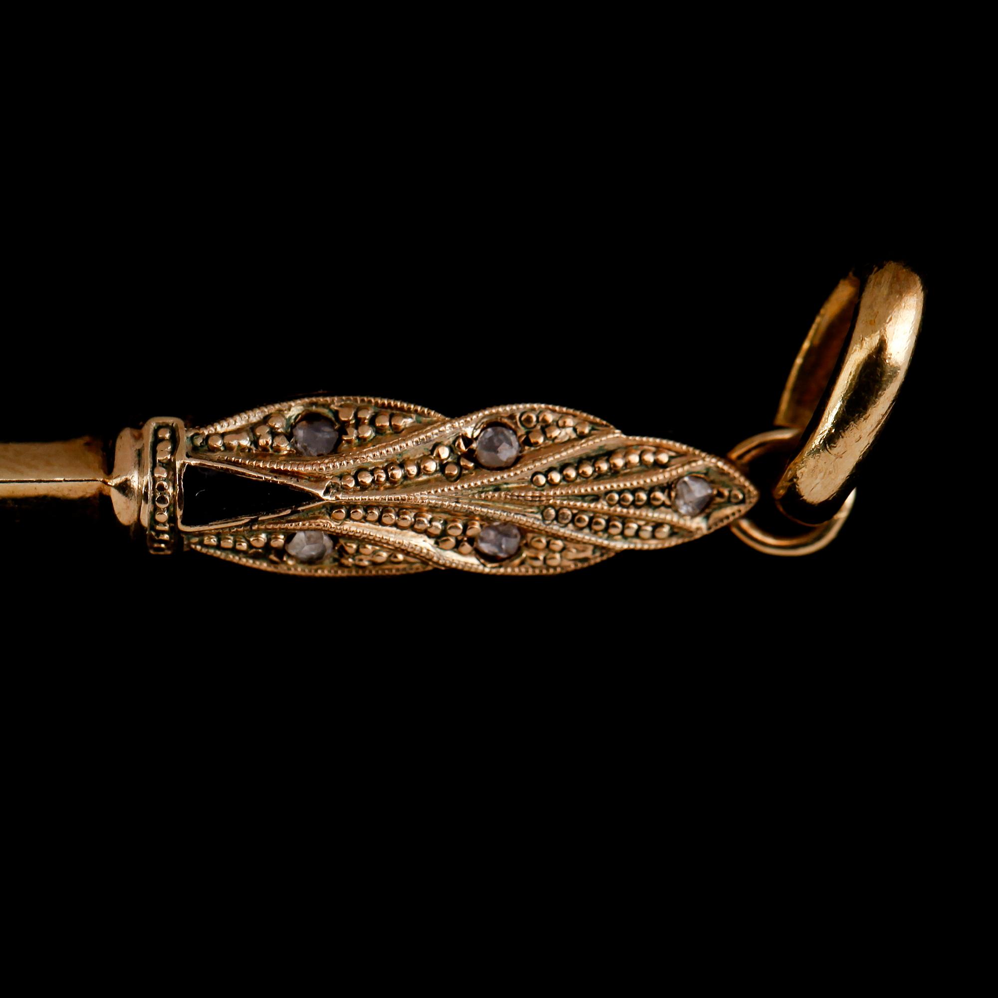 LORGNETTE, 9 k guld, art déco, 1900-talets första hälft. Total vikt ca 24 gram.