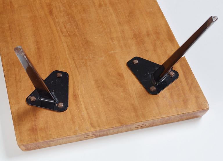 CHARLOTTE PERRIAND, soffbord, Ateliers Jean Prouvé, Frankrike ca 1962.