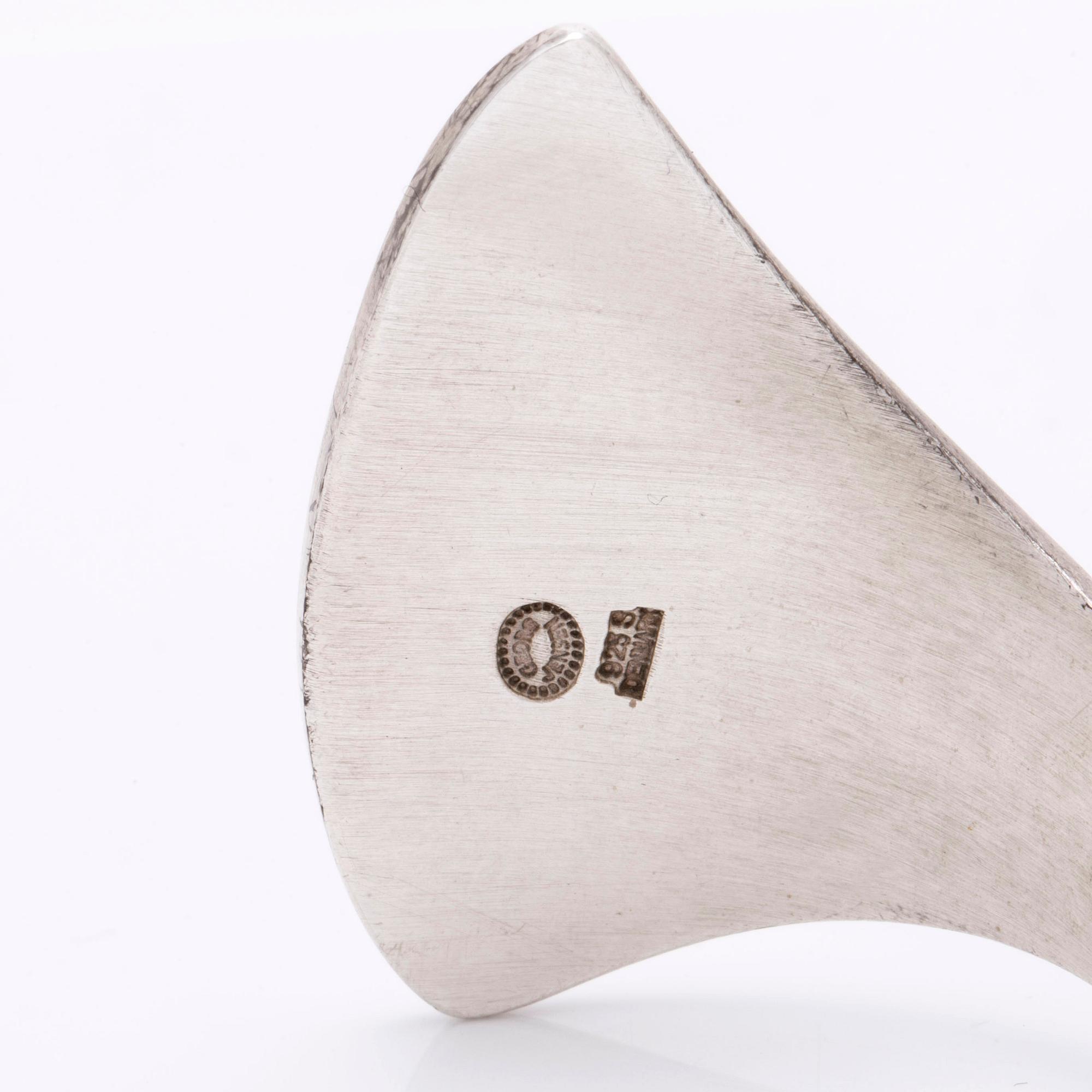 Georg Jensen bangle, sterling silver, circumference approx 16 cm, Hans Hansen.