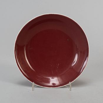 A sang-de-boeuf glazed dish, Qing dynasty, early 19th century.
