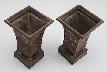 VASER, 1 par, plåt, 1800-tal.