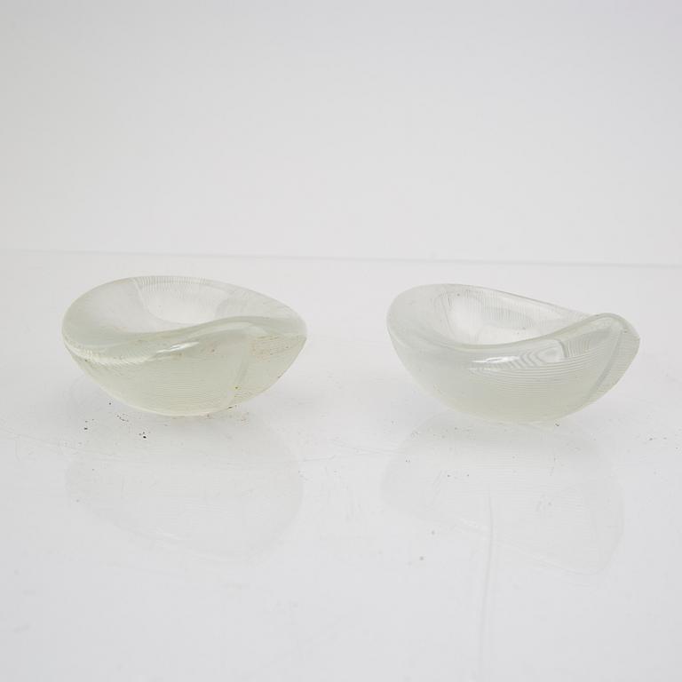 Tapio Wirkkala, a set of two signed "Lehti" glass bowls from iittala.