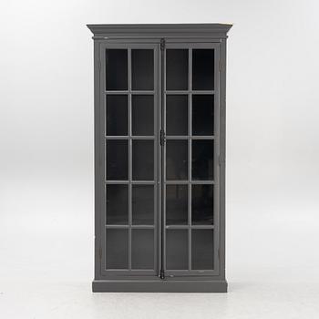 Vitrinskåp, 1900-talets senare del.