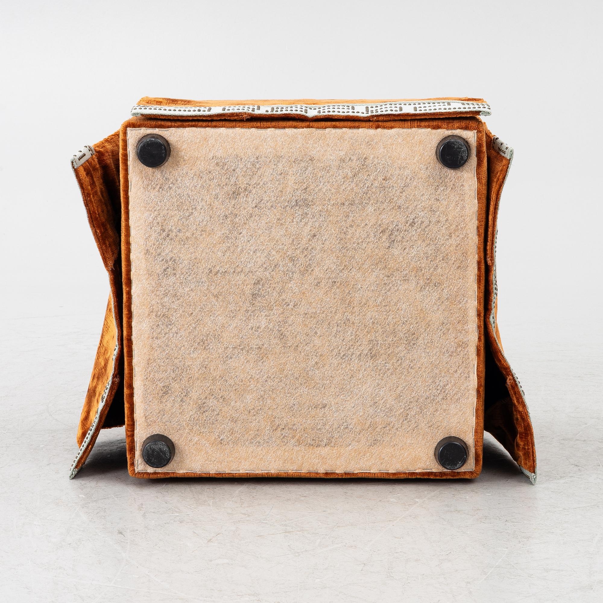 Sittpuff, "Laurent Square", RIJD.