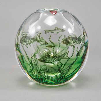 VAS, glas, "Fiskgraal", Edward Hald, Orrefors, 1900-talets andra hälft.