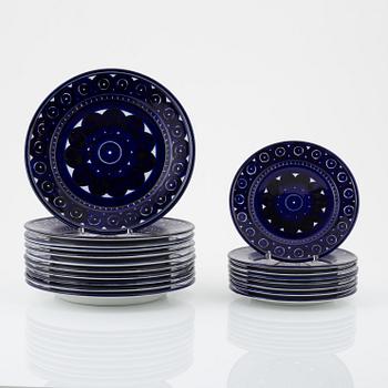 Ulla Procopé, matservis, 36 delar, "Valencia", Arabia, Finland.