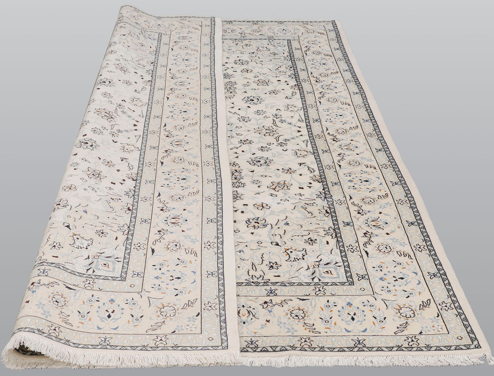 Matta, Nain part silk s.k 9LAA, ca 307 x 198 cm.