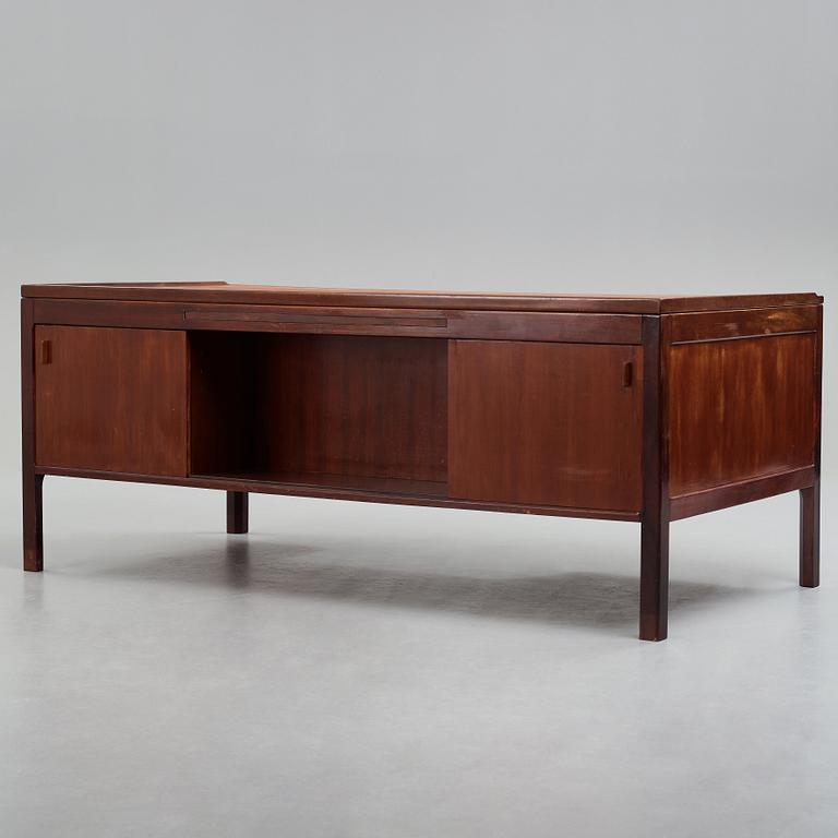 HANS J WEGNER, a mahogany desk model "A 1515" for Plan møbler, Denmark 1940-50's.