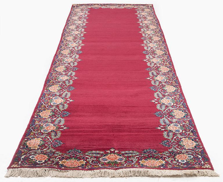 A semi-antique Keshan runner, c. 446 x 112 cm.