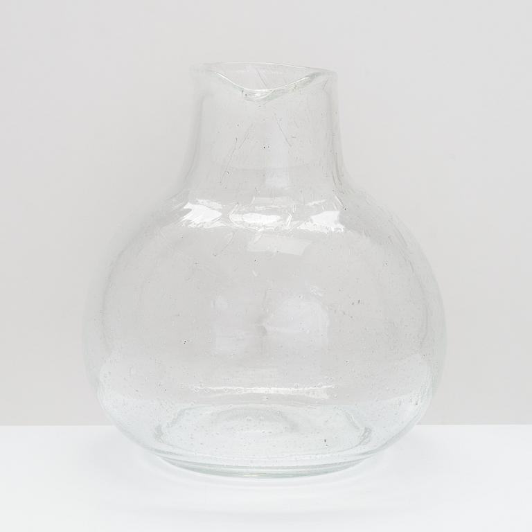 Kaj Franck, båskål, karaff och skål, Sargasso-serien, signerade Nuutajärvi Notsjö. Serien formgiven under 1960-telet.