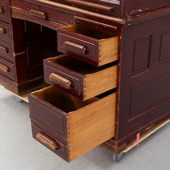 Skrivbord med rullklaff, Åtvidabergs Snickerifabrik, 1900-talets första hälft.