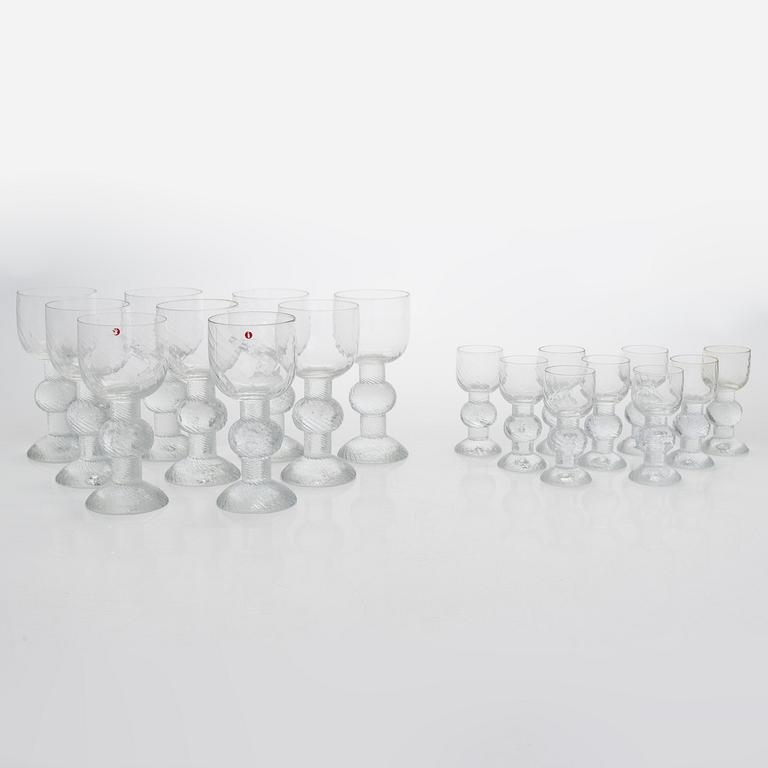 Timo Sarpaneva, dricksglas 18 st, "The knight", Iittala. I produktion 1979 - 1981.