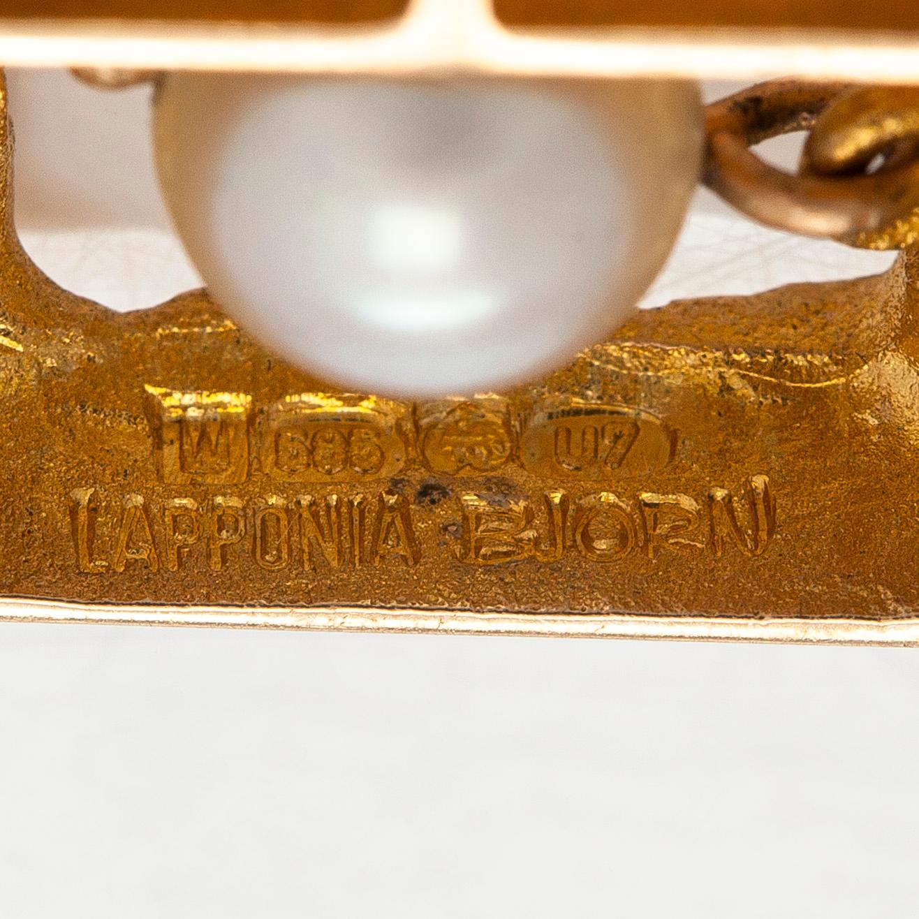 Björn Weckström, Kaulakoru "Taikahelmi", 14K kultaa ja viljelty helmi. Lapponia 1973.