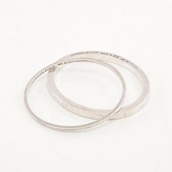 Elon Arenhill, armringar 2 st silver, Malmö 1964 och 1991.