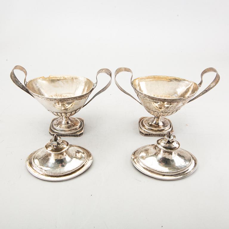 A pair of Swedish 19th century silver sugar bowls marks of Anders Johan Lignell, Sundsvall 1811.