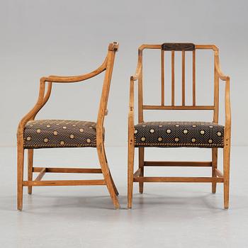 A pair of English armchairs, circa 1800.