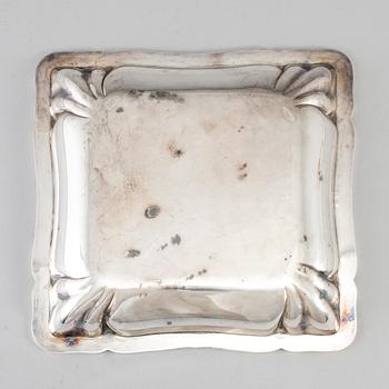 A Swedish 20th century silver dish, marked GF Hallengren, Malmö 1918.