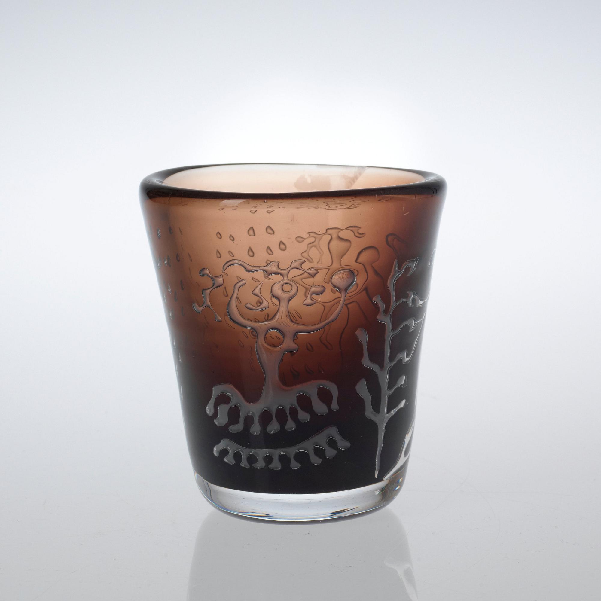 An Edvin Öhrström 'Ariel' glass vase, Orrefors 1951.