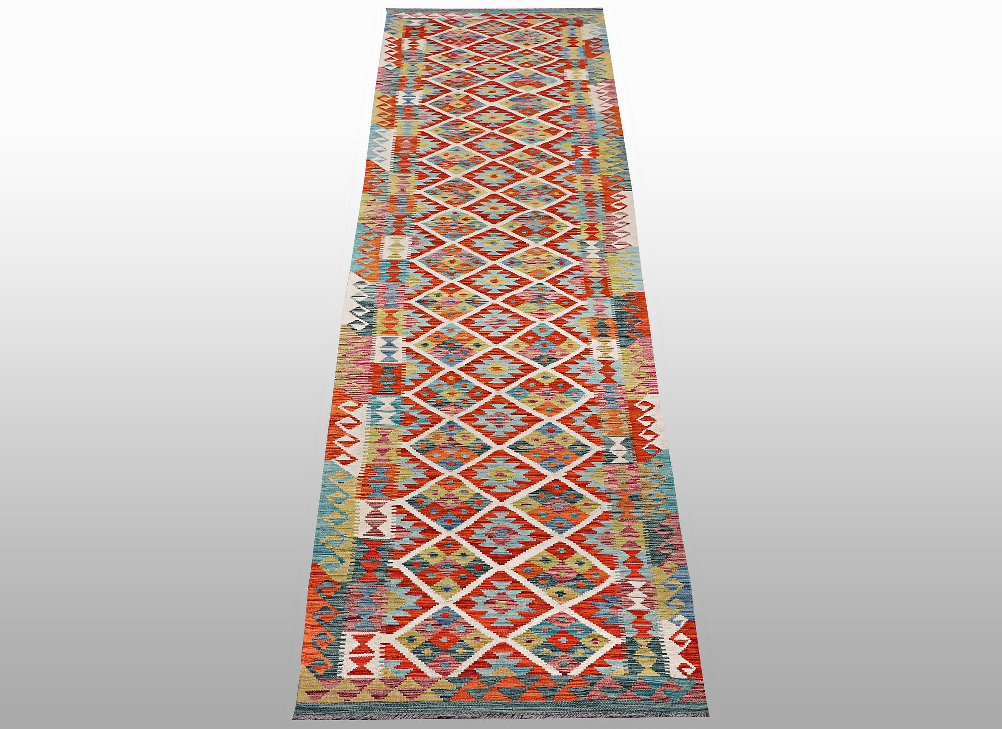 Matta, Kelim, ca  508 x 82 cm.