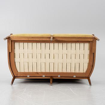 Kerstin Hörlin-Holmquist, Soffa, "Skrindan", OPE-Möbler, 1900-talets andra hälft.