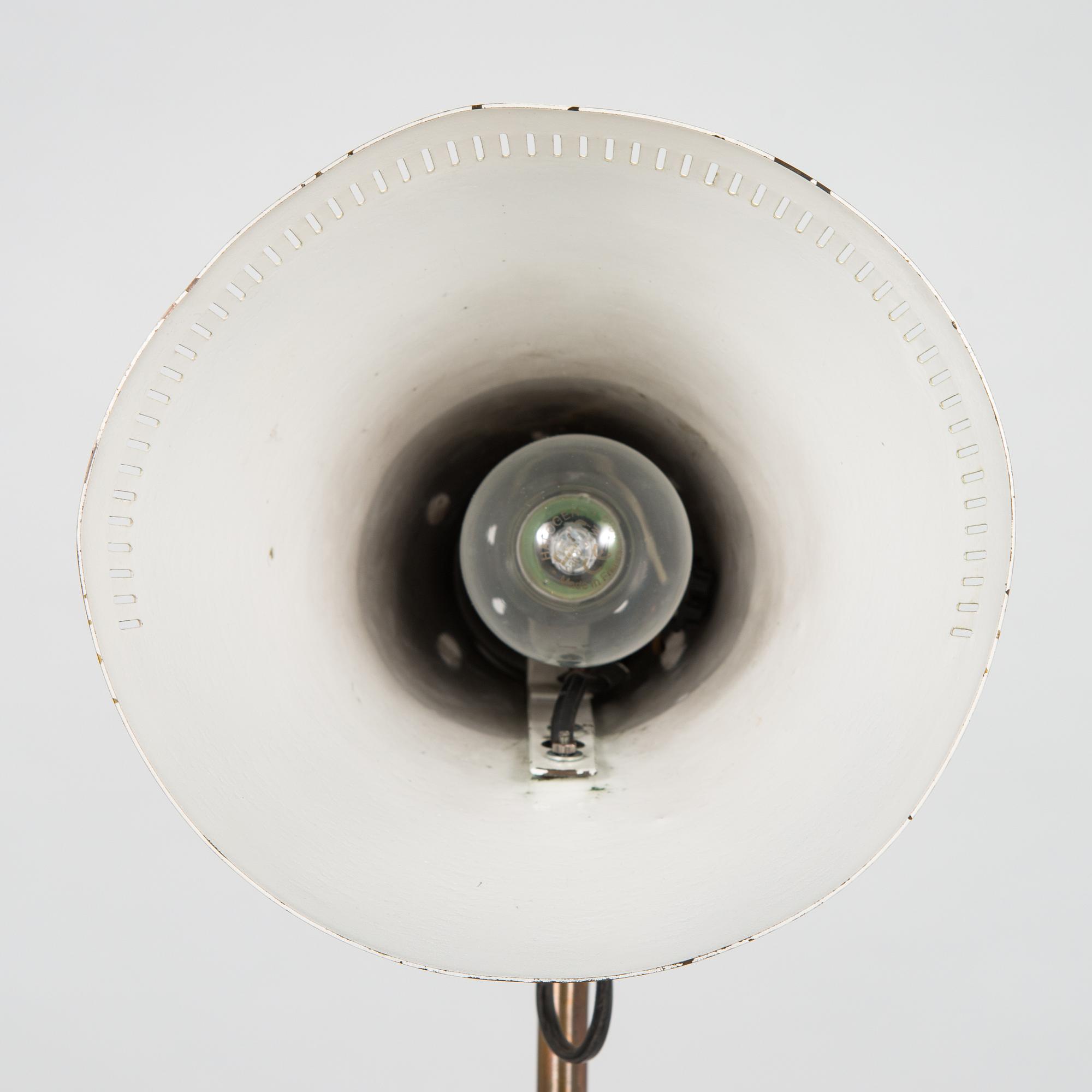 Paavo Tynell, golvlampa, modell 9628, Taito 1900-talets mitt.
