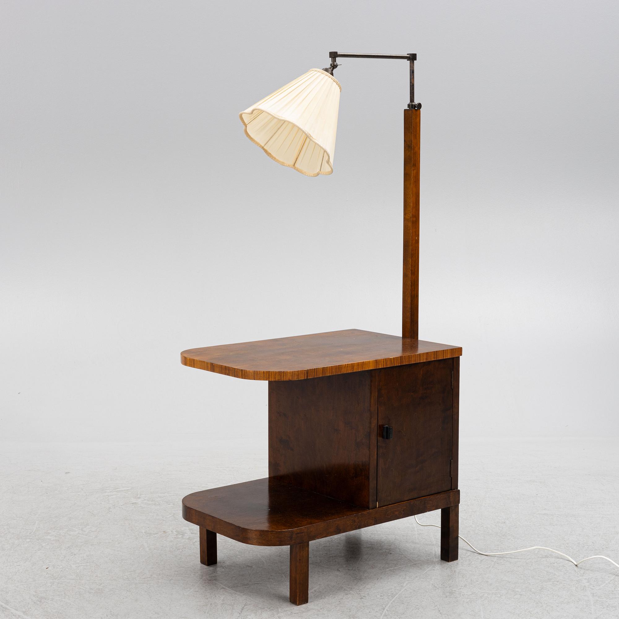Bord med lampa, funkis, 1930-tal.