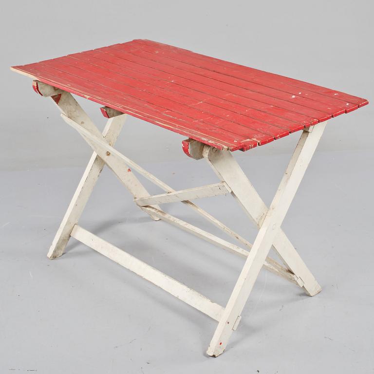 TRÄDGÅRDSMÖBLEMANG, 4 delar, 1900-talets andra hälft.