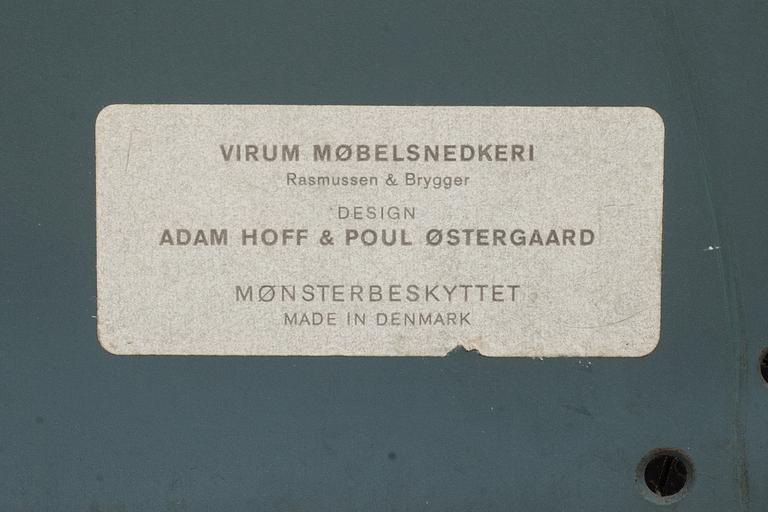KLÄDHÄNGARE, Adam Hoff, Poul Östergaard, Virum Möbelsnedkeri Rasmussen & Brygger.