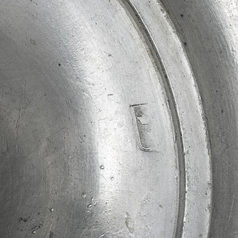 Ljusstakar, 2 par, tenn, bl.a. Israel Berglund, Malmö, 1800-tal.