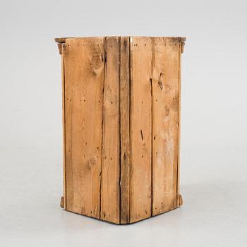 HÖRNSKÅP FÖR VÄGG, allmoge, 1700/1800-tal.