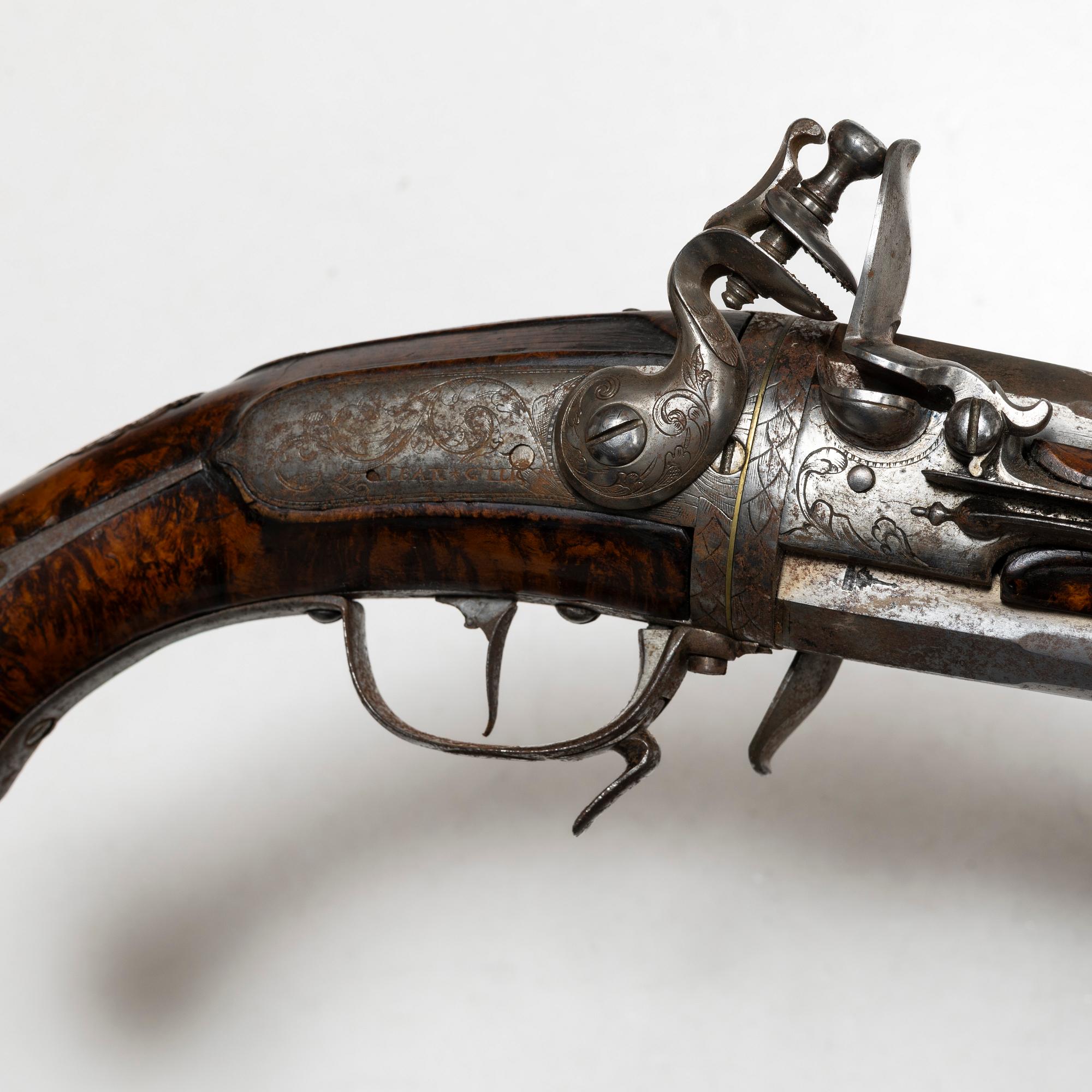 Flintlåspistol, s k Wender, signerad, 1700-talets mitt.