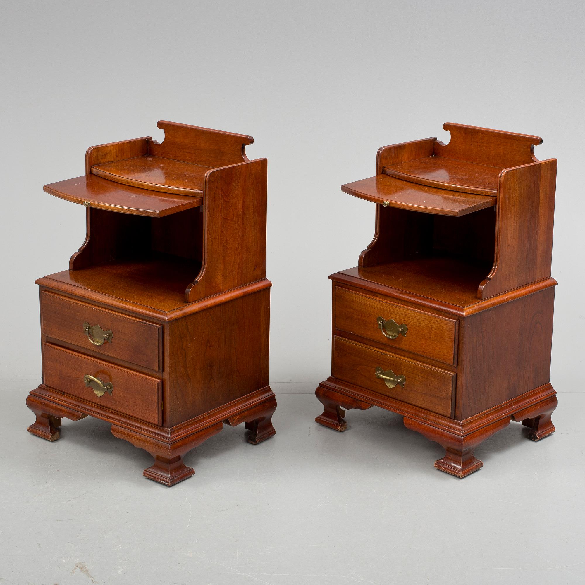 SÄNGBORD, ett par, Fantoni, 1900-tal.