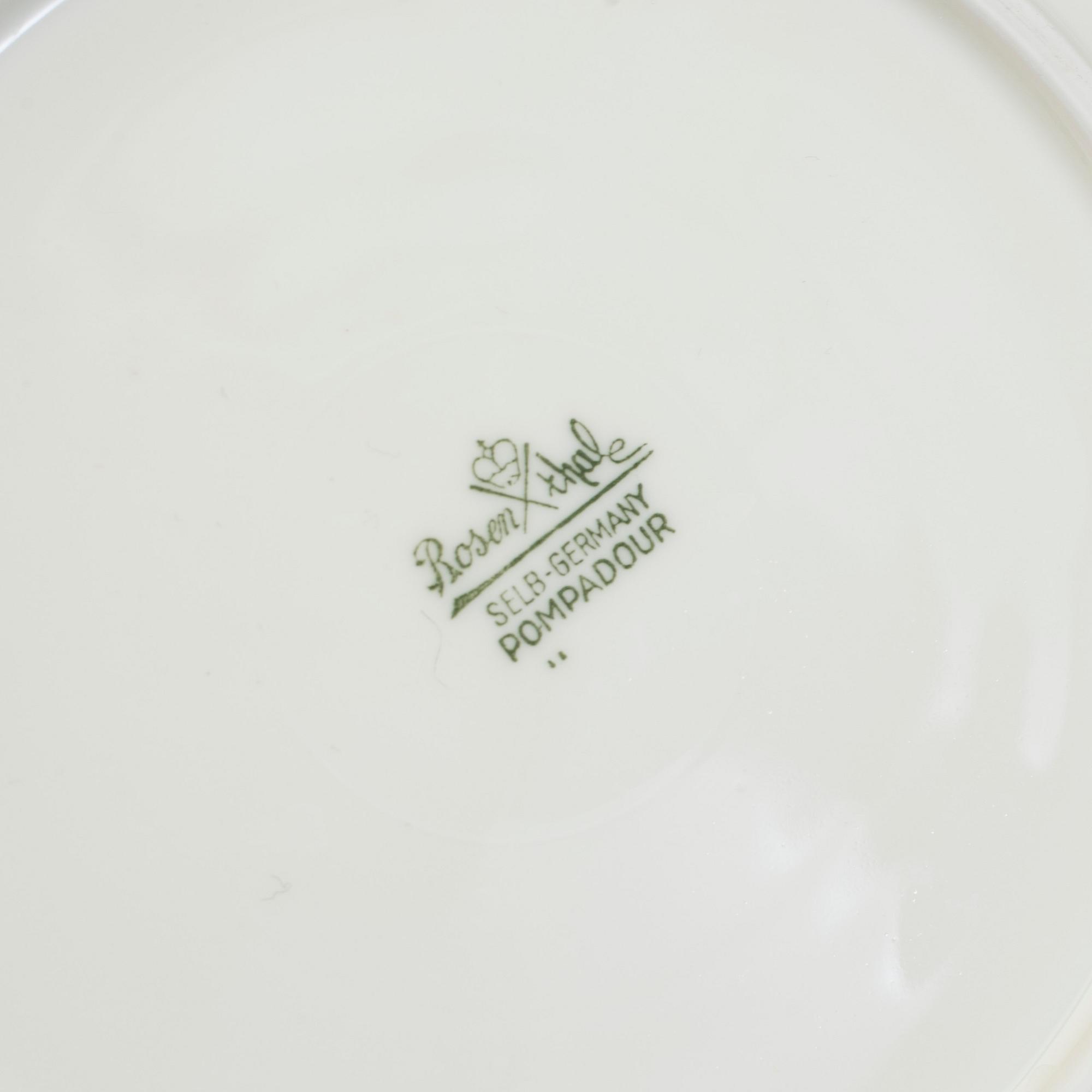 KAFFESERVIS, 38 delar, porslin, "Pompadour", Rosenthal, Tyskland, 1900-talets första hälft.